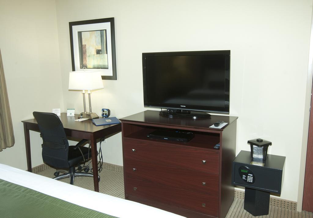 Cobblestone Inn & Suites - Langdon Exteriér fotografie