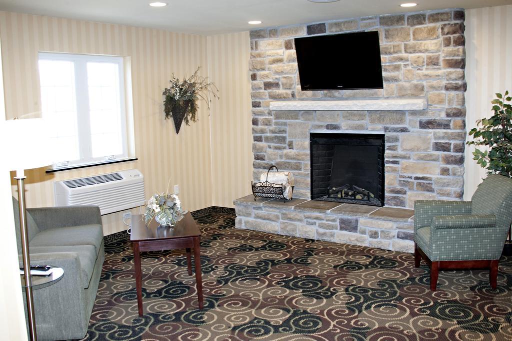 Cobblestone Inn & Suites - Langdon Exteriér fotografie