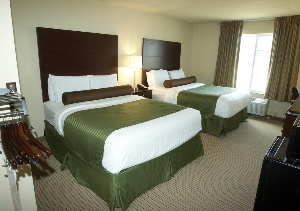Cobblestone Inn & Suites - Langdon Exteriér fotografie
